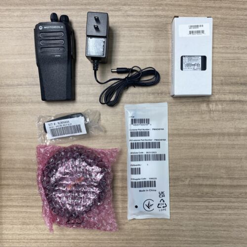 FS OPEN BOX Motorola CP200D UHF Digital Portable Radio DMR MOTOTRBO Model# AAH01QDC9JA2AN