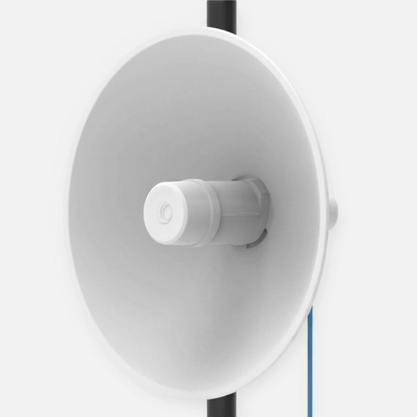 Cambium Networks 3LTE-SM-201-US Cambium cnRanger 3GHz Fixed LTE 21 dBi Integrated Reflector Dish