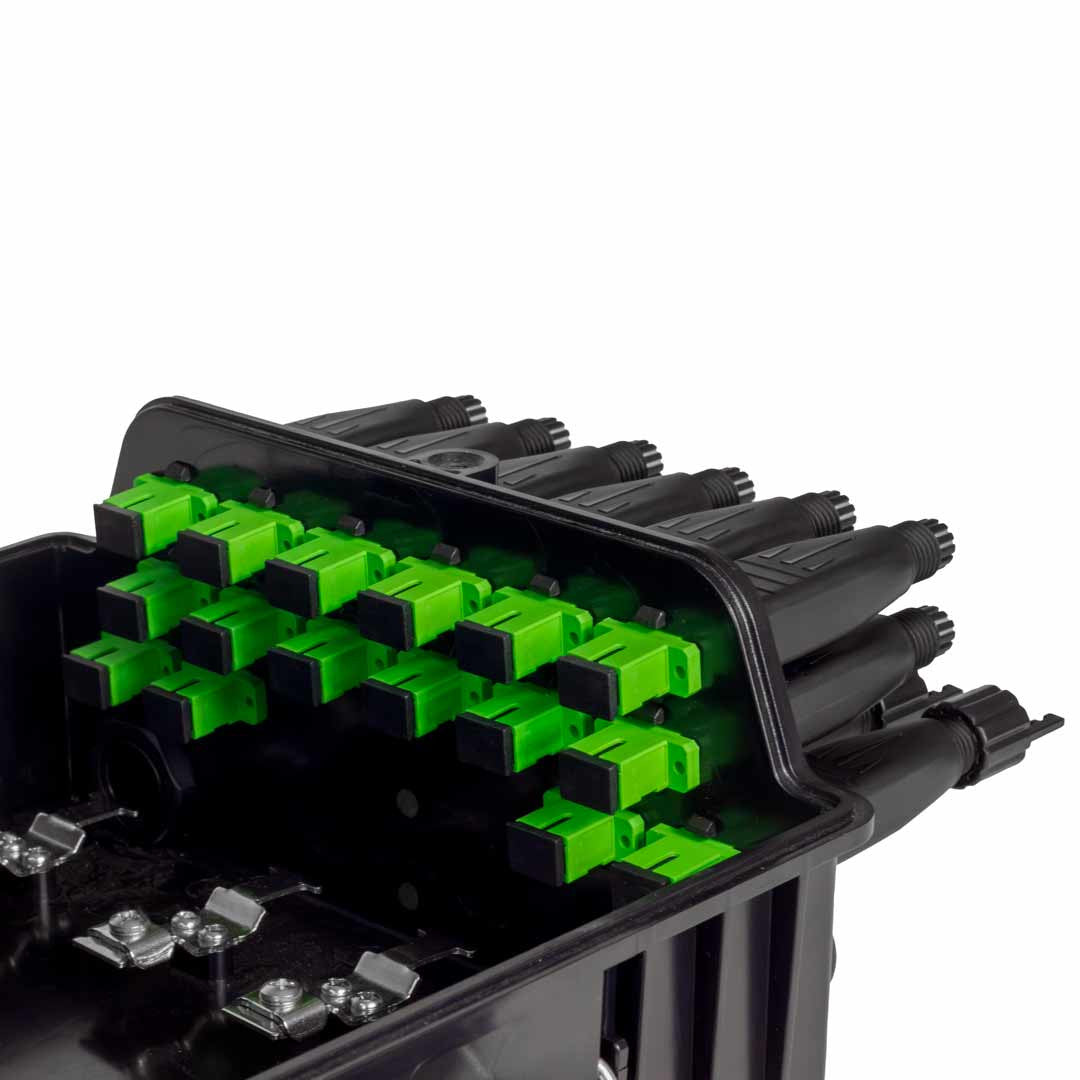 Iuron IU-ODN-DT130A-M-16 Fiber Optic Distribution Box 16 Port IP65 Anti Theft Lock Pole Mountable