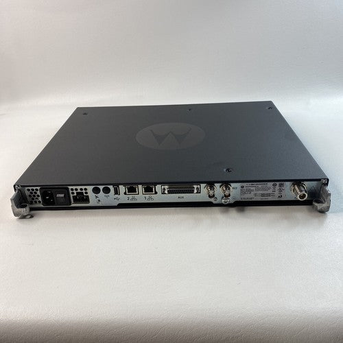 Motorola SLR5100 UHF MOTOTRBO Repeater 50W Digital Two-Way Radio Base Station