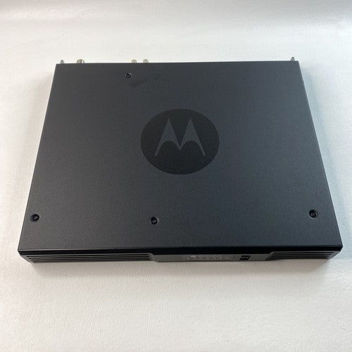 Motorola SLR5100 UHF MOTOTRBO Repeater 50W Digital Two-Way Radio Base Station