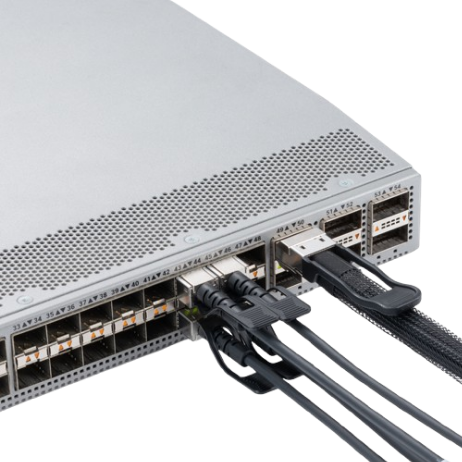 Iuron CAB-QSFP/4SFP+-P1M 1-Meter 40GBASE-CR4 QSFP+ to Four 10GBASE-CU SFP+ Direct Attach Breakout Cable Passive 30AWG