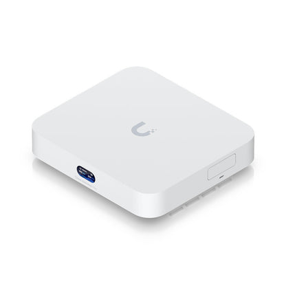 Ubiquiti UCG-Max Cloud Gateway Max 2.3 Gbps IPS/IDS 2.5GbE 30+ Devices 512 Gb NVR Storage